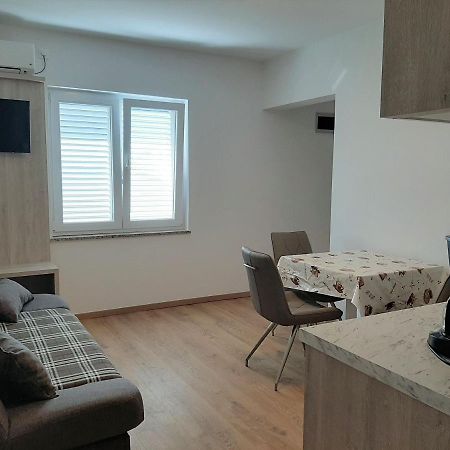 Apartments Edo نوفاليا المظهر الخارجي الصورة