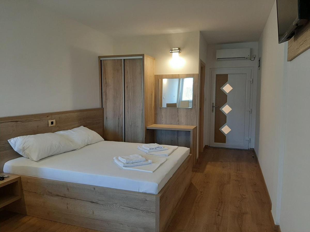 Apartments Edo نوفاليا المظهر الخارجي الصورة